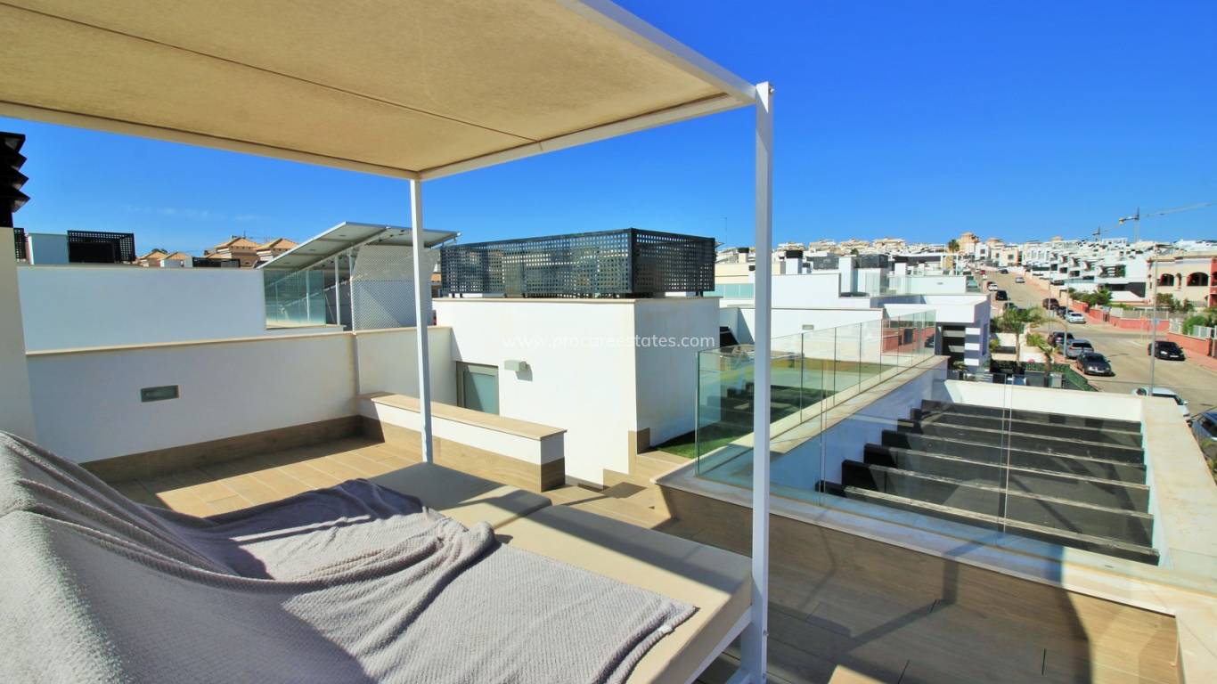 Resale - Villa - Orihuela Costa - Villamartin