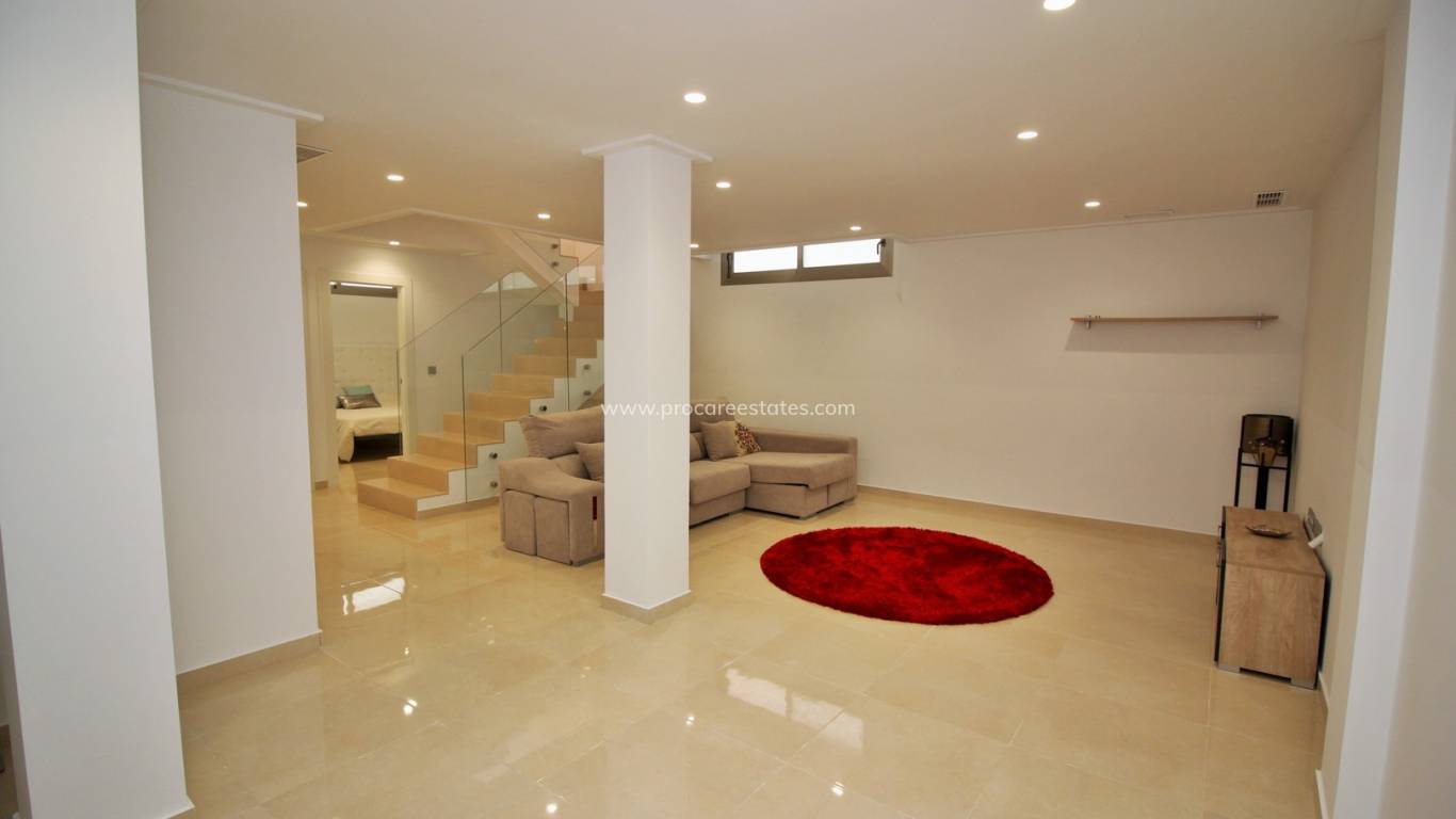 Resale - Villa - Orihuela Costa - Villamartin