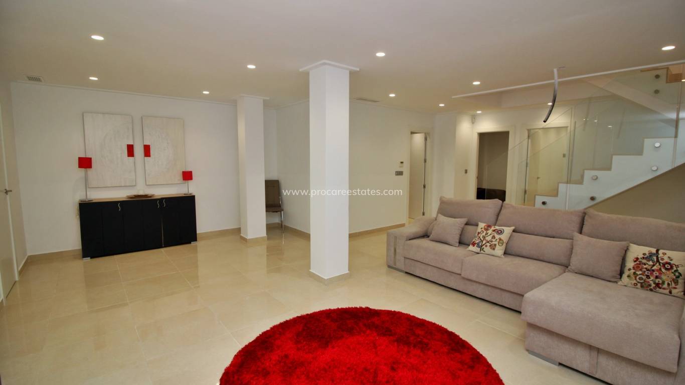 Resale - Villa - Orihuela Costa - Villamartin