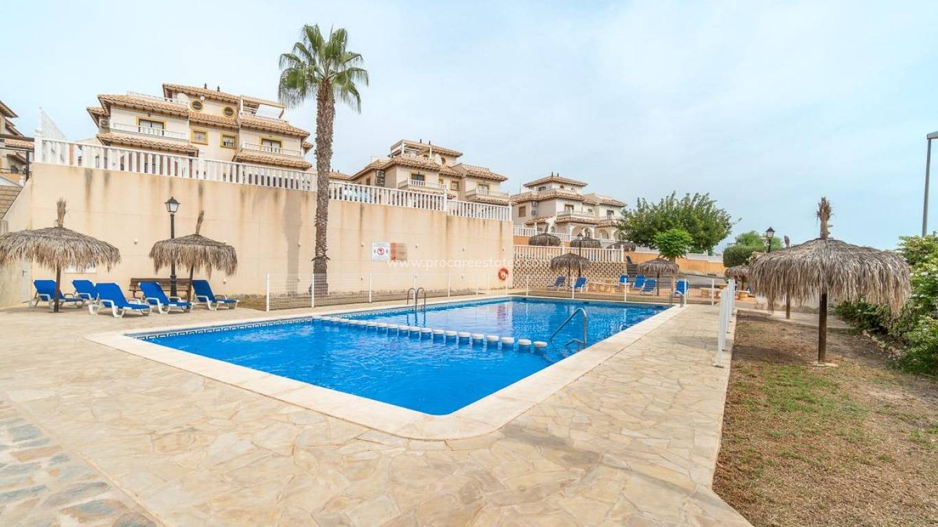 Resale - Villa - Orihuela Costa - Villamartin