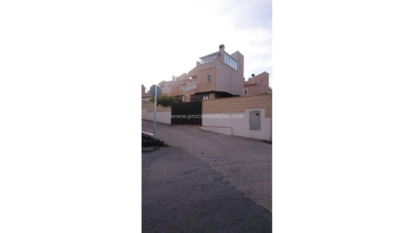 Resale - Villa - Orihuela Costa - Villamartin