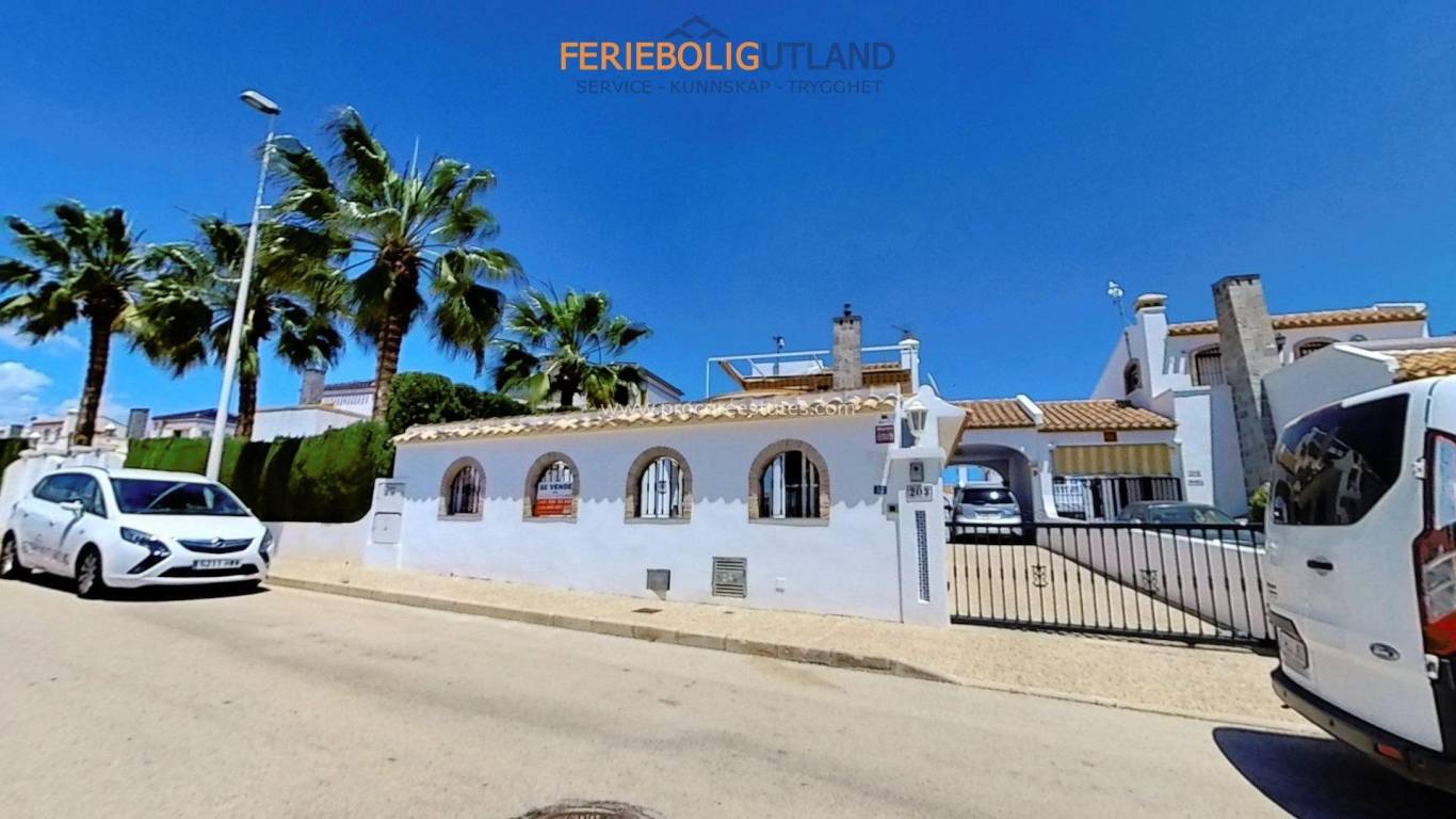 Resale - Villa - Orihuela Costa - Villamartin