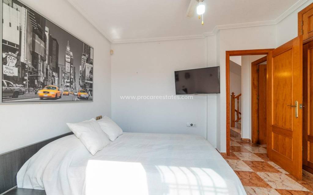 Resale - Villa - Orihuela Costa - Villamartin