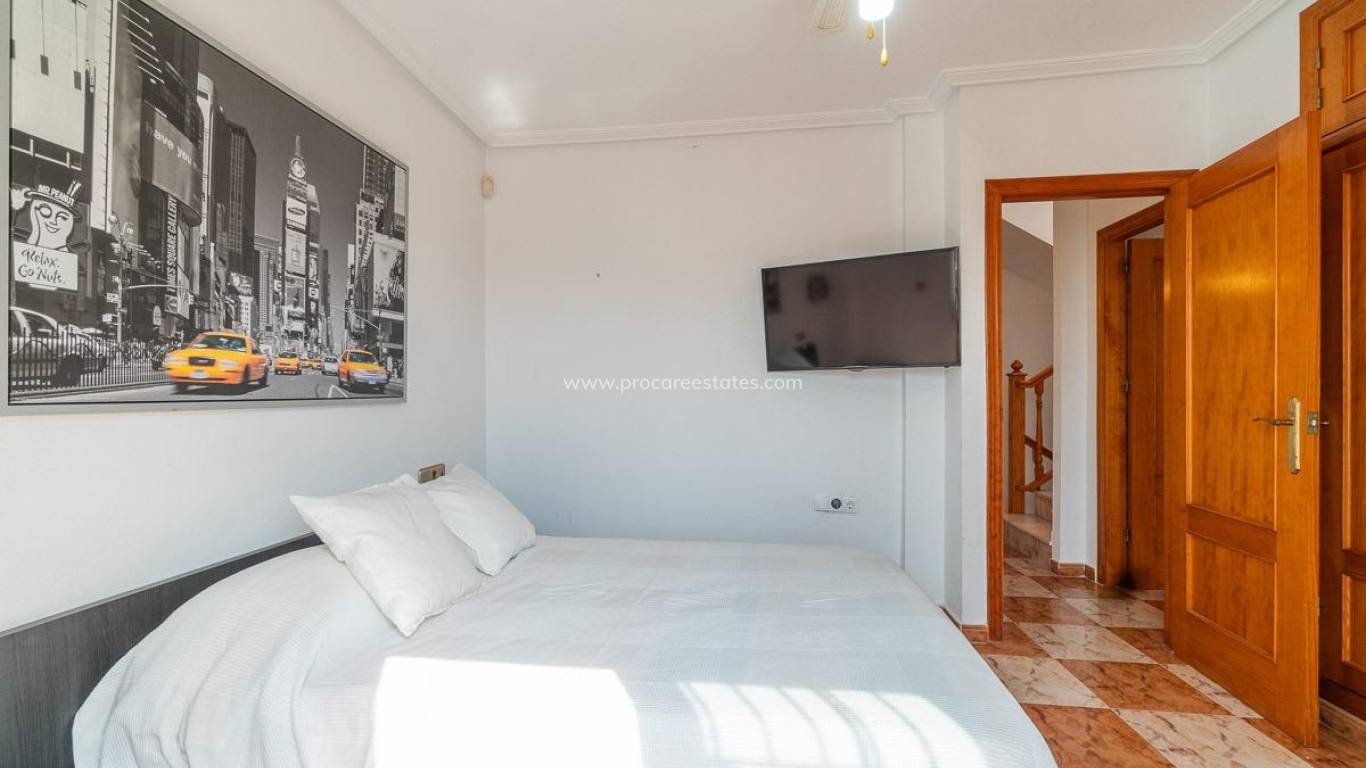 Resale - Villa - Orihuela Costa - Villamartin