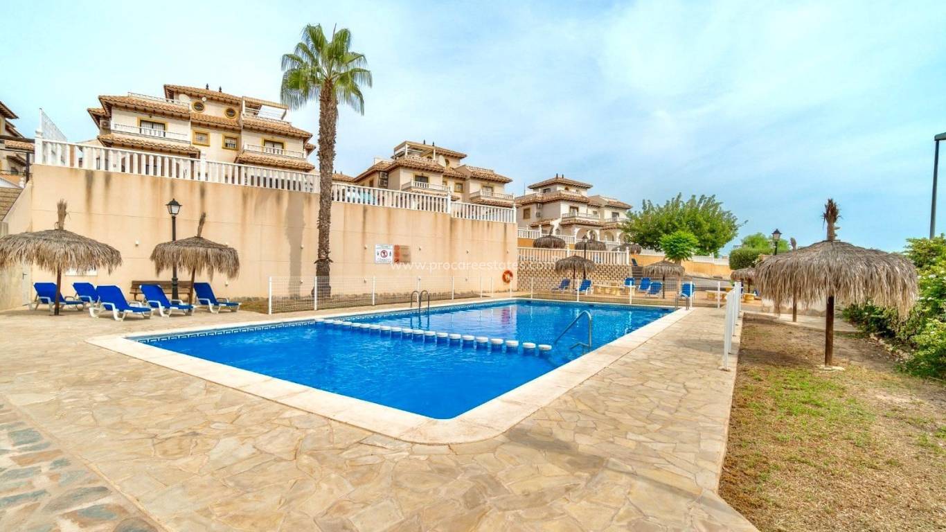 Resale - Villa - Orihuela Costa - Villamartin