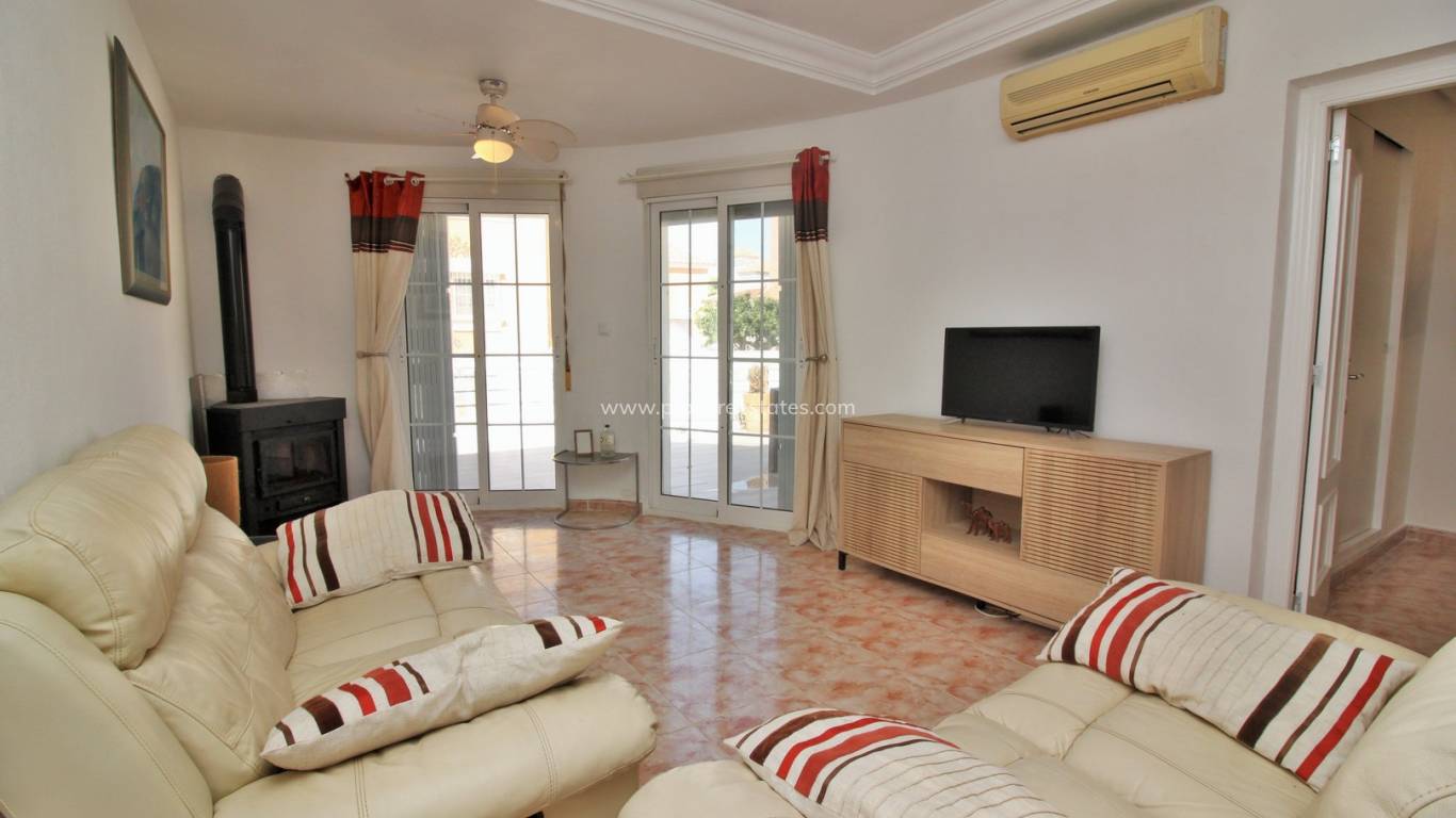 Resale - Villa - Orihuela Costa - Villamartin