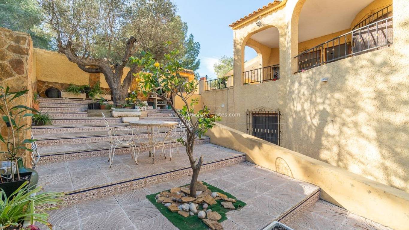 Resale - Villa - Orihuela Costa - Villamartin