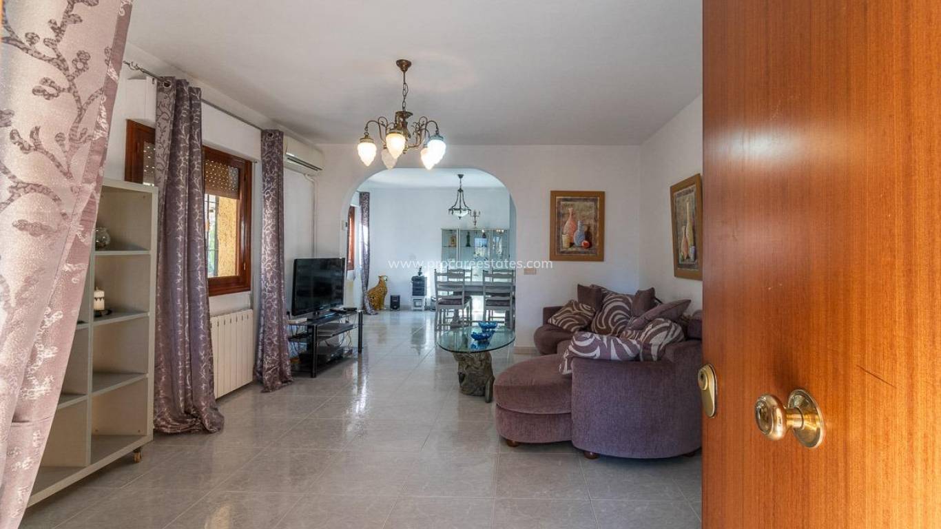 Resale - Villa - Orihuela Costa - Villamartin