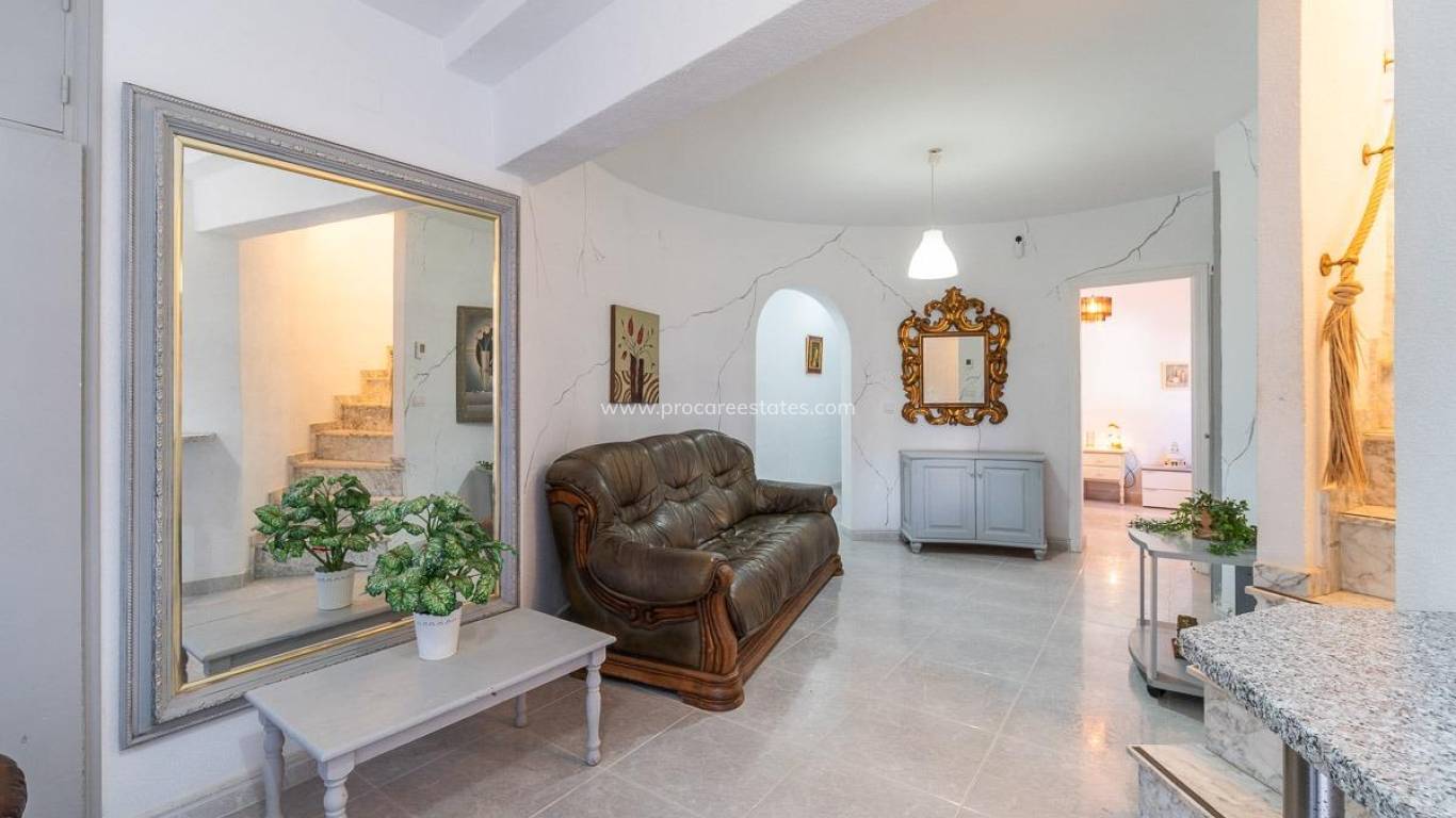 Resale - Villa - Orihuela Costa - Villamartin