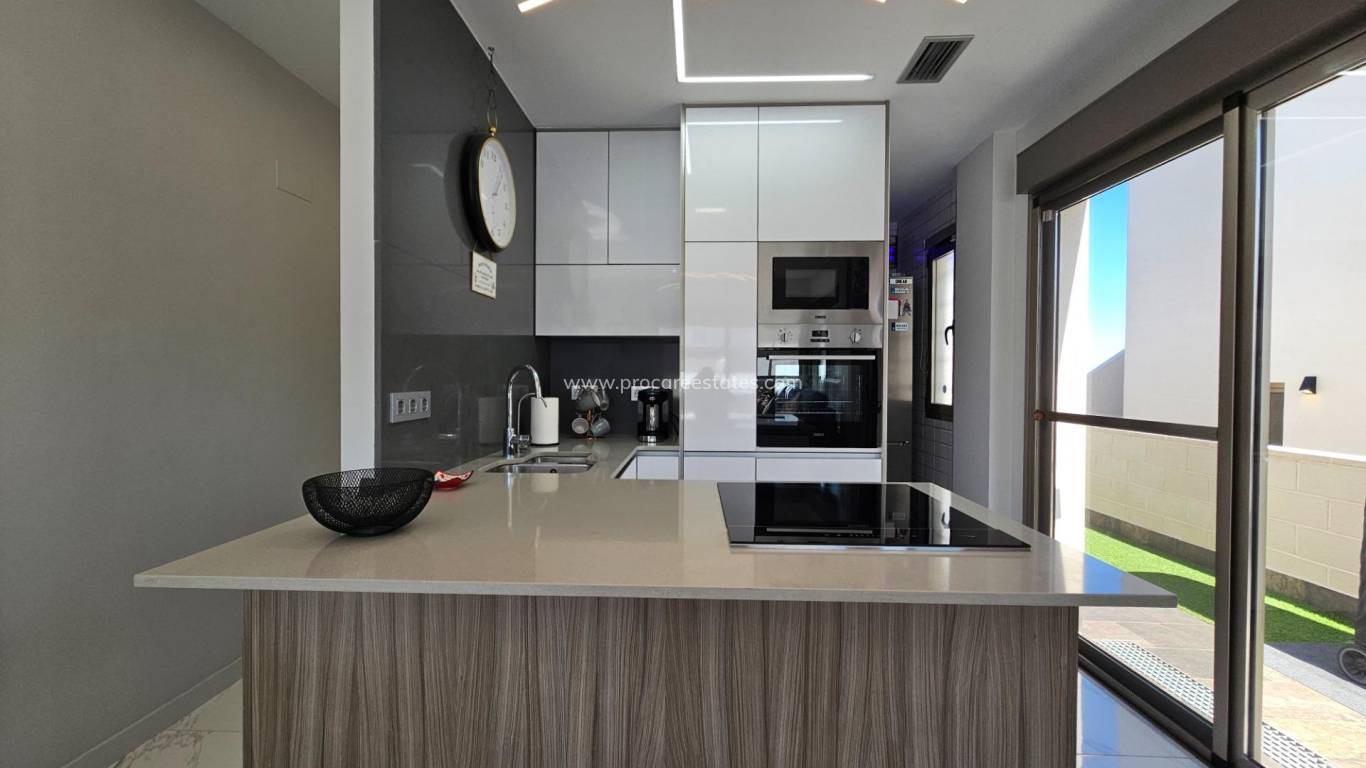 Resale - Villa - Orihuela Costa - Villamartin