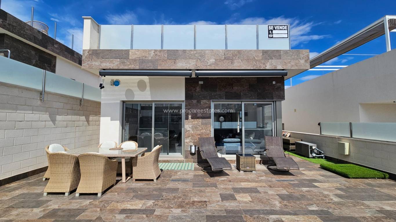 Resale - Villa - Orihuela Costa - Villamartin