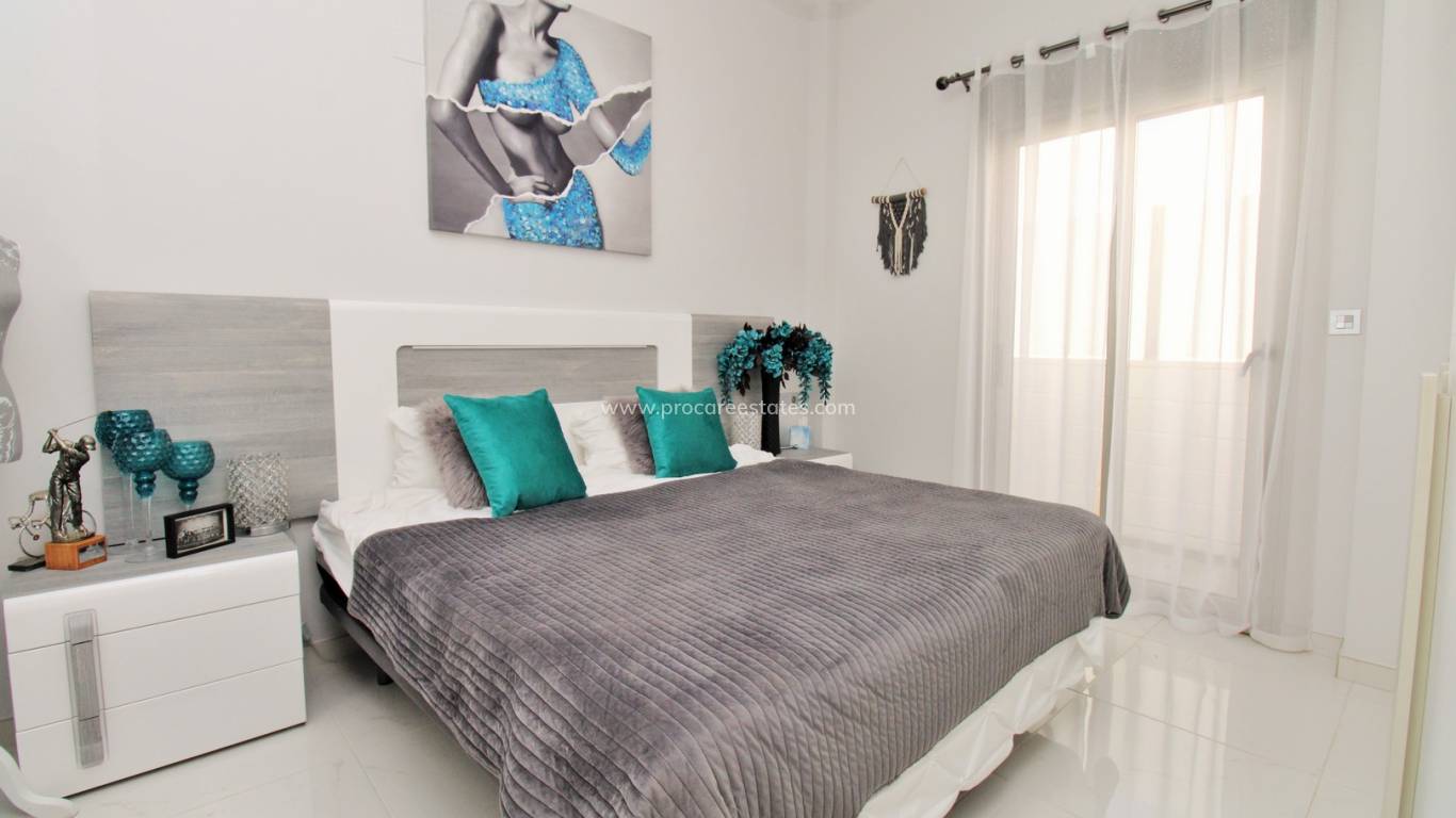 Resale - Villa - Orihuela Costa - Villamartin