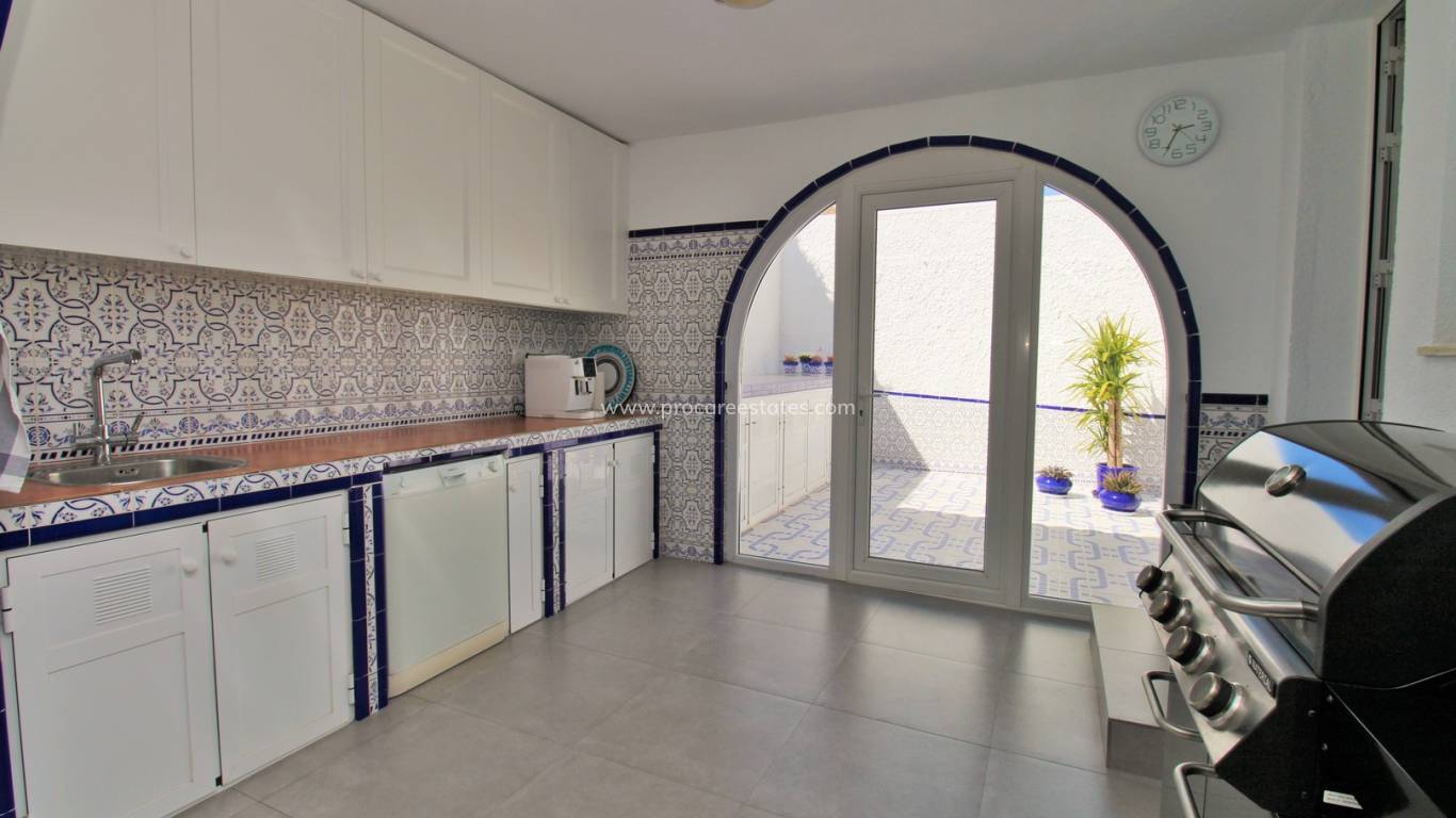 Resale - Villa - Orihuela Costa - Villamartin