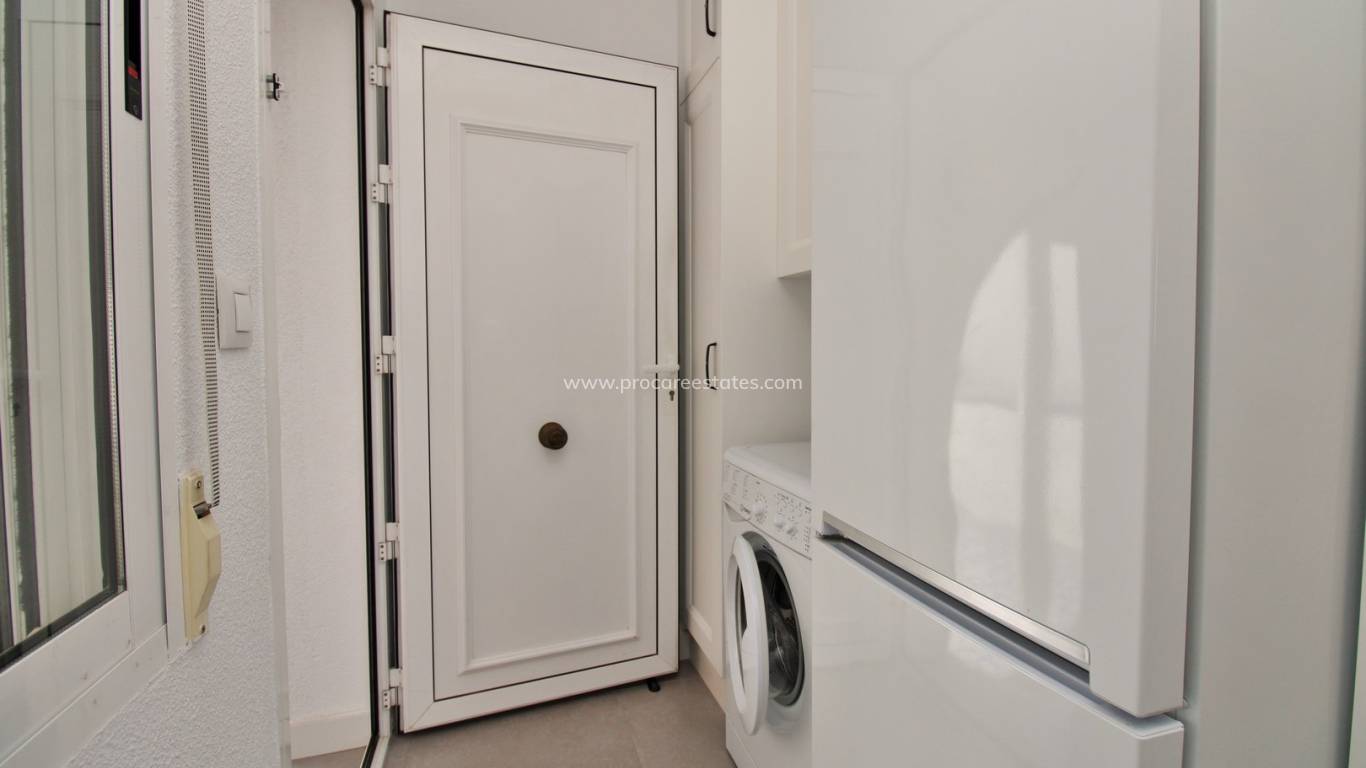 Resale - Villa - Orihuela Costa - Villamartin