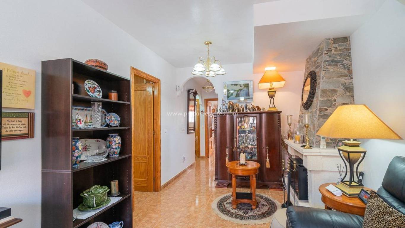 Resale - Villa - Orihuela Costa - Villamartin