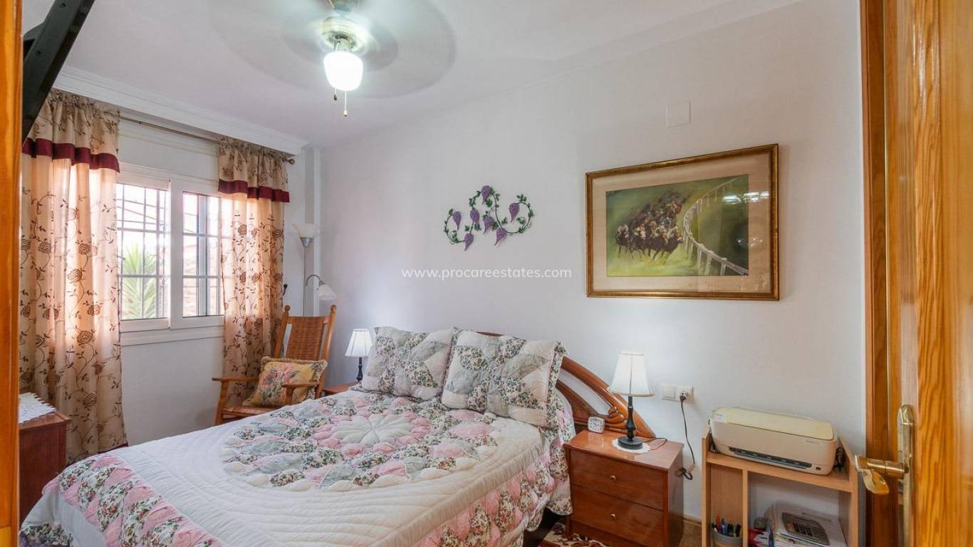 Resale - Villa - Orihuela Costa - Villamartin