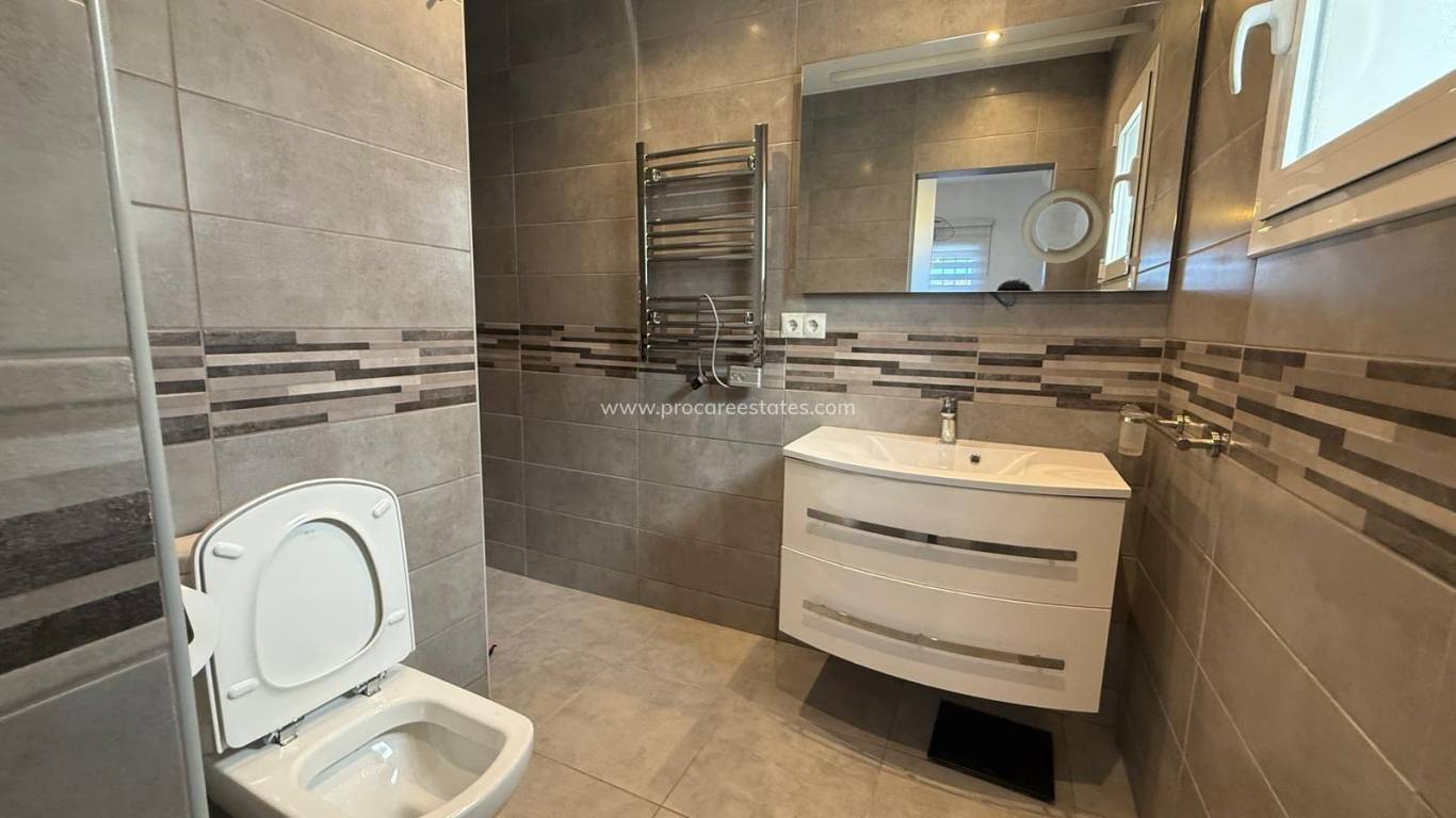 Resale - Villa - Orihuela Costa - Villamartin