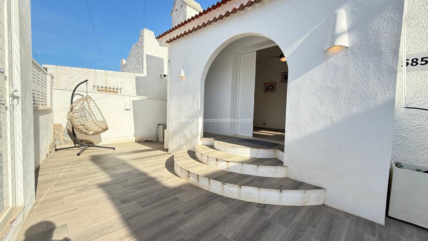 Resale - Villa - Orihuela Costa - Villamartin