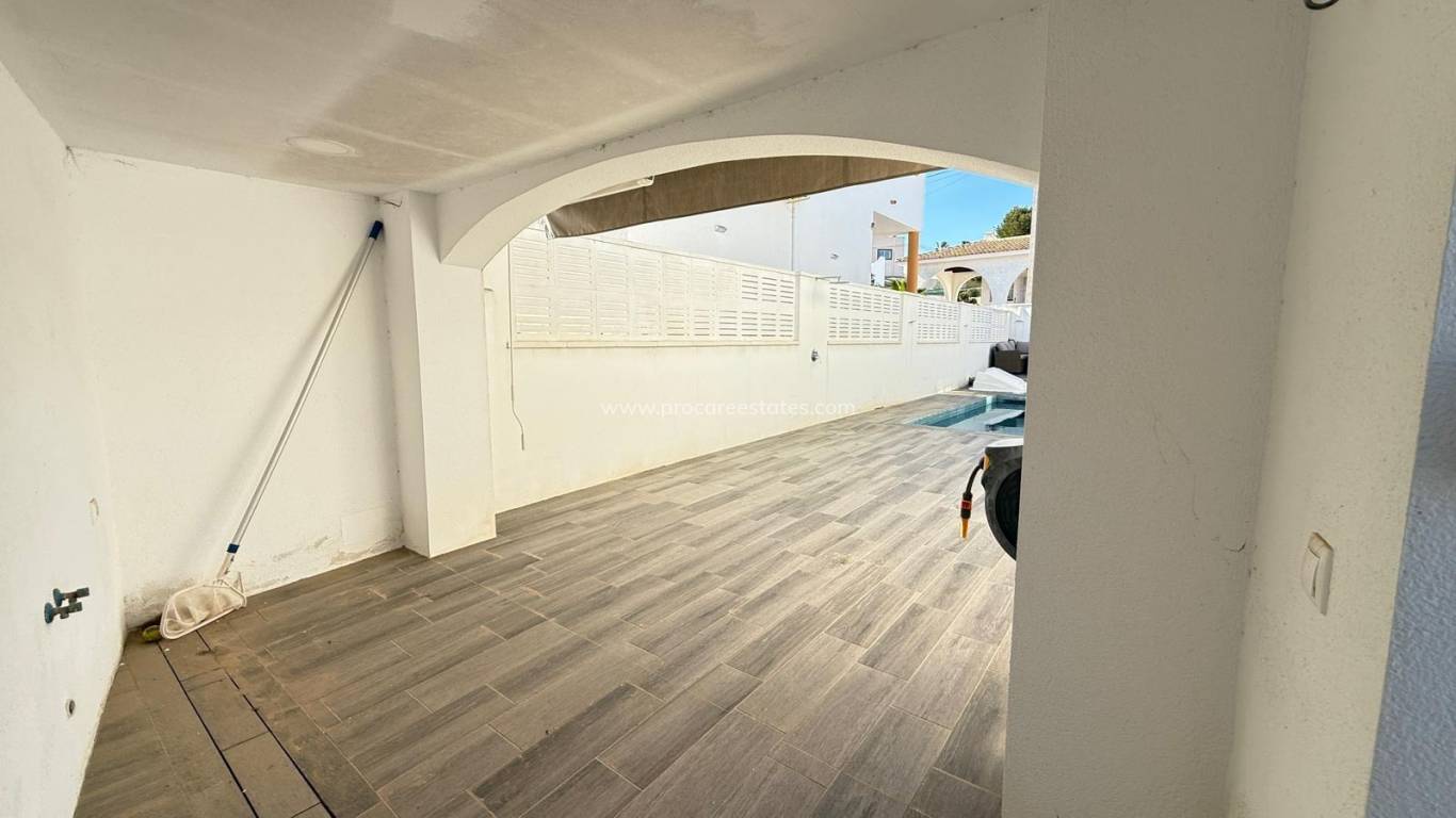 Resale - Villa - Orihuela Costa - Villamartin