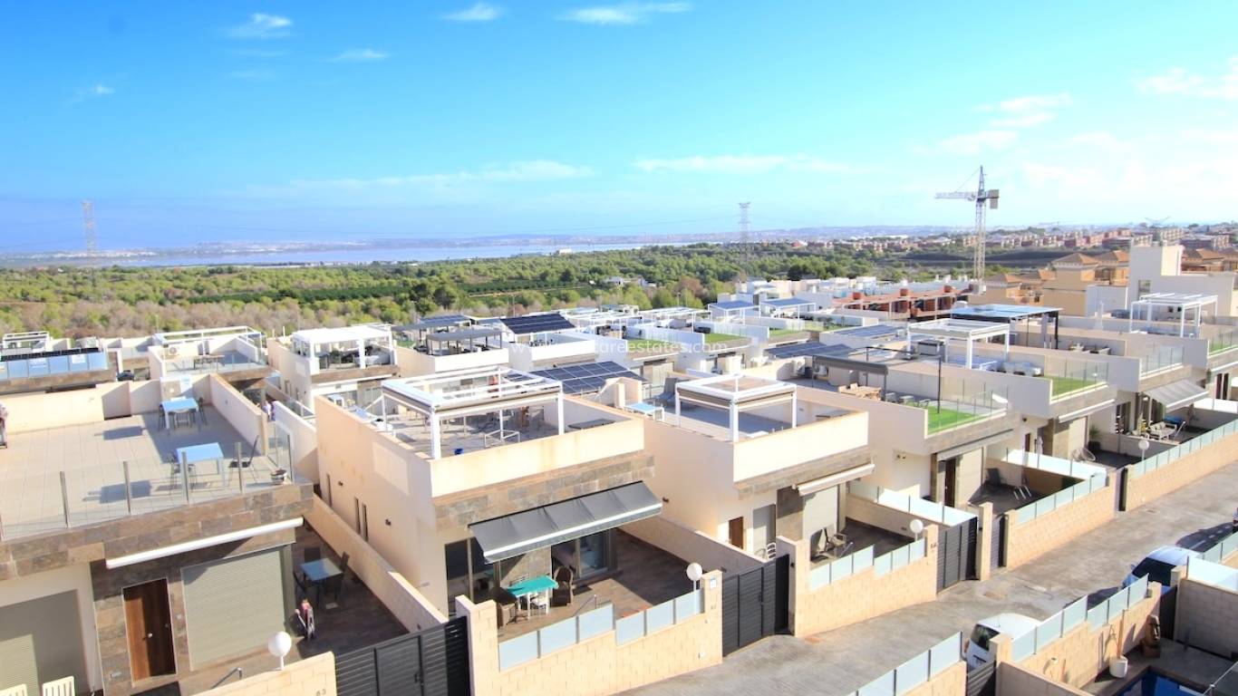 Resale - Villa - Orihuela Costa - Villamartin