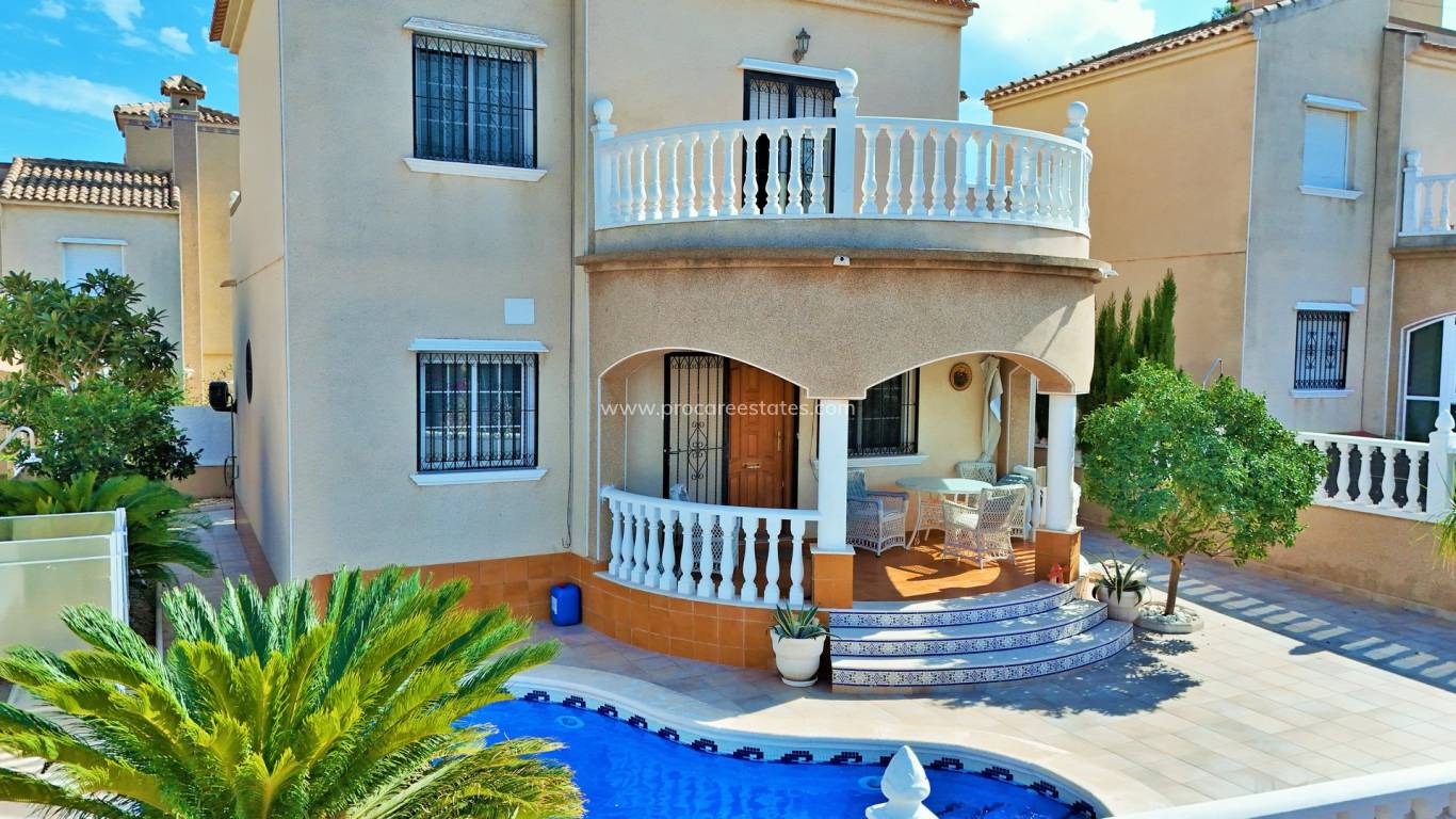 Resale - Villa - Orihuela Costa - Villamartin