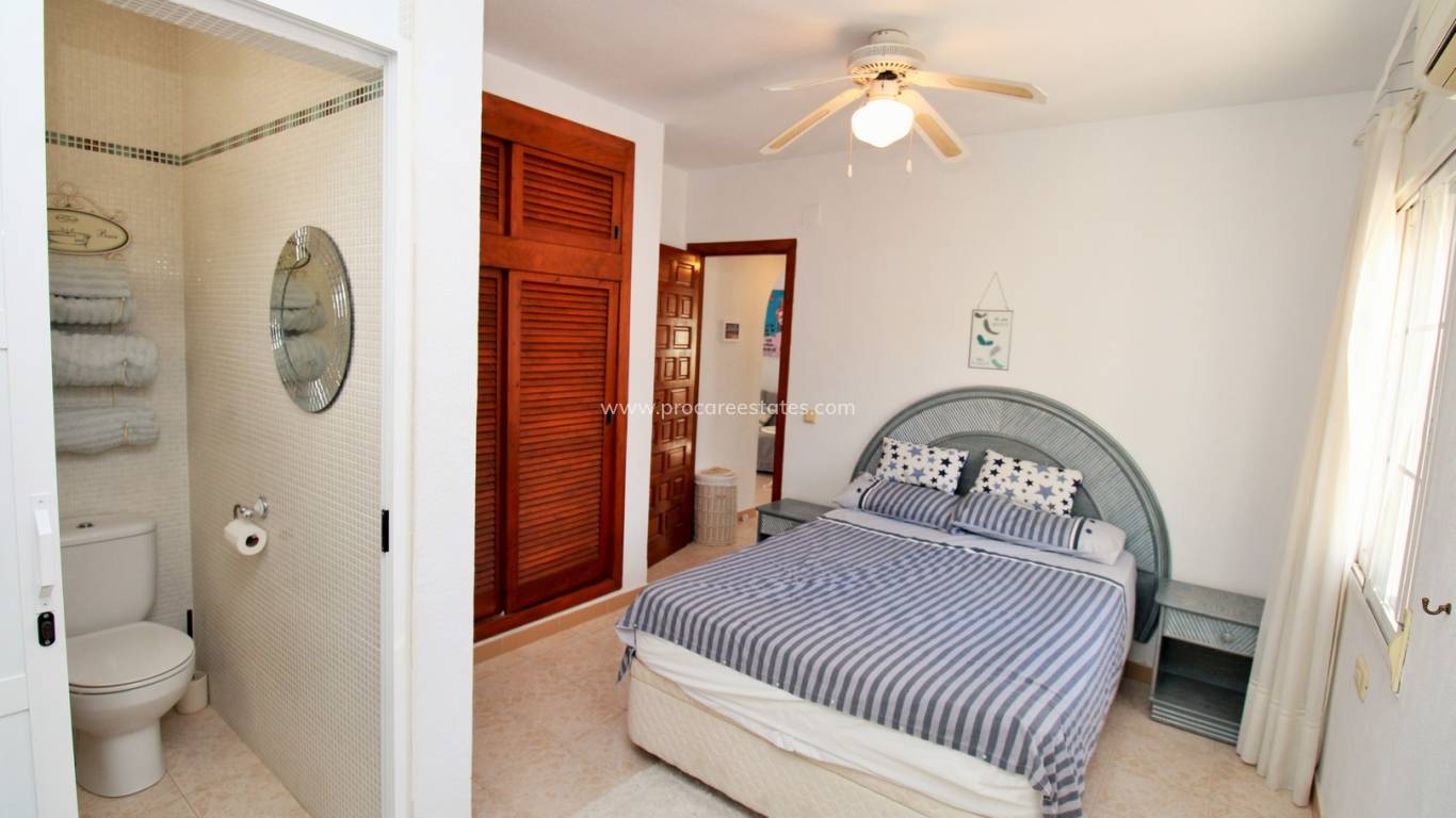 Resale - Villa - Orihuela Costa - Villamartin
