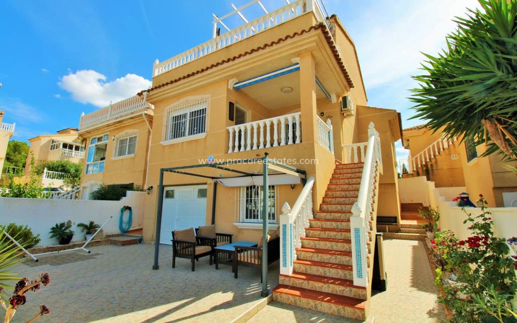 Resale - Villa - Orihuela Costa - Villamartin