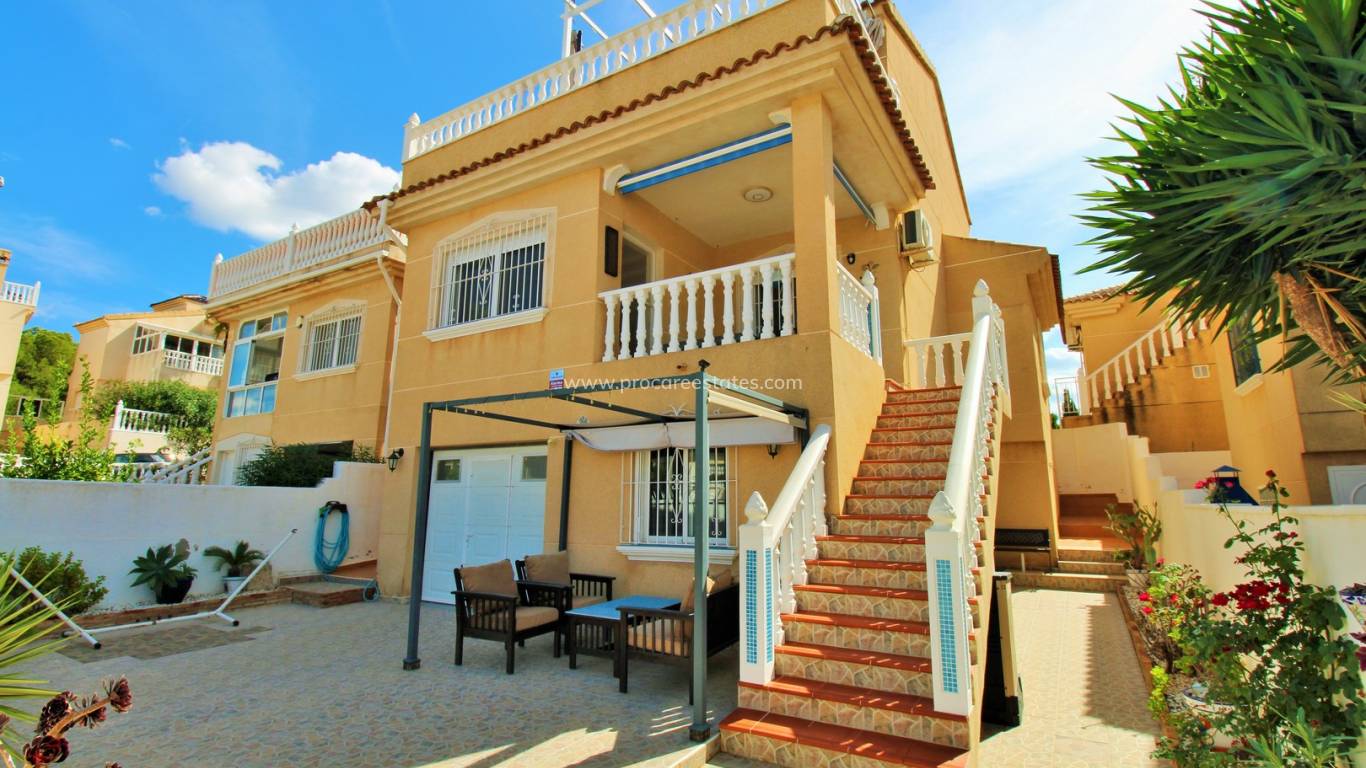 Resale - Villa - Orihuela Costa - Villamartin