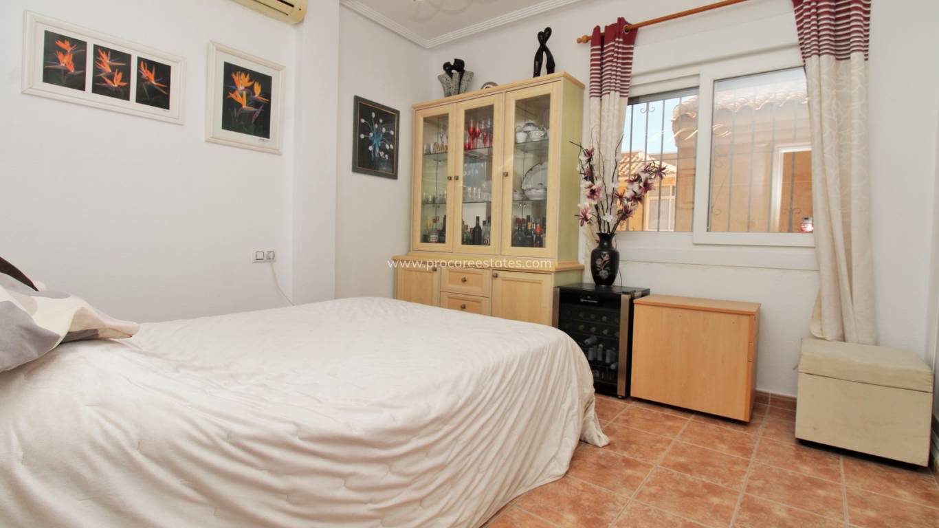 Resale - Villa - Orihuela Costa - Villamartin