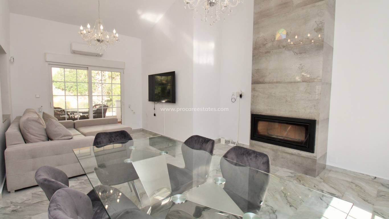 Resale - Villa - Orihuela Costa - Vistabella Golf