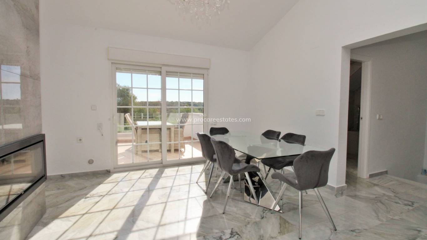 Resale - Villa - Orihuela Costa - Vistabella Golf