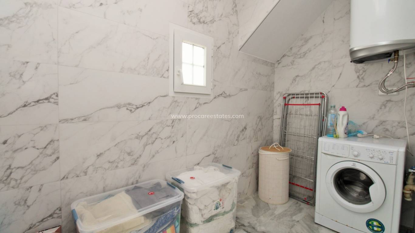 Resale - Villa - Orihuela Costa - Vistabella Golf