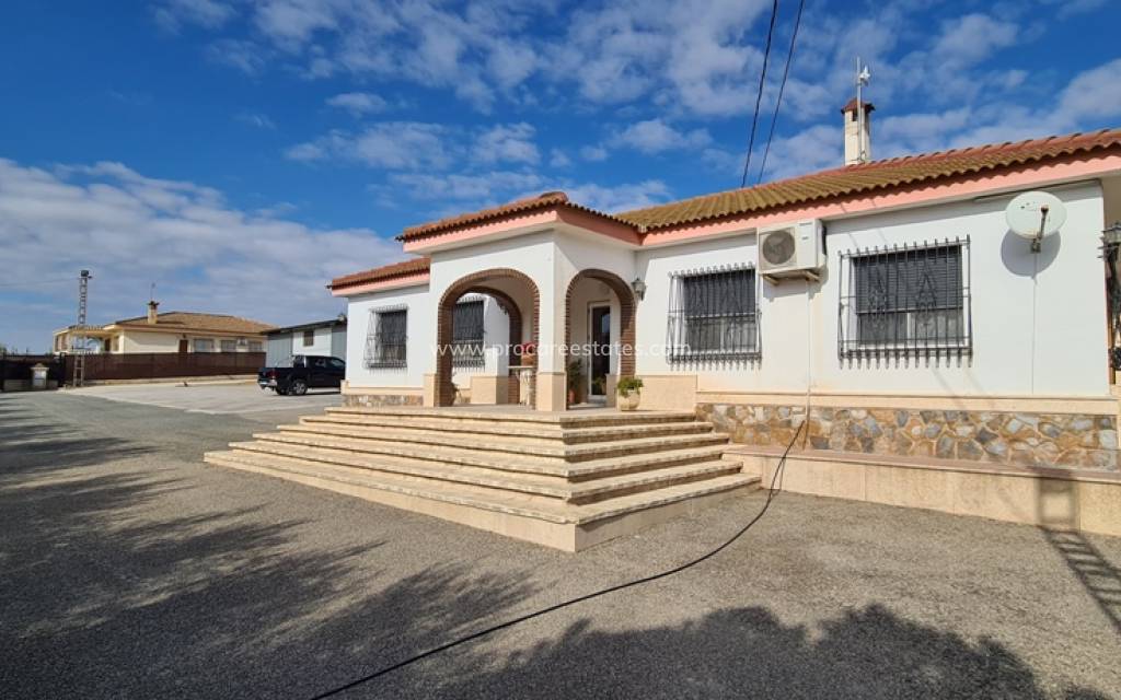 Resale - Villa - Orihuela - La Matanza