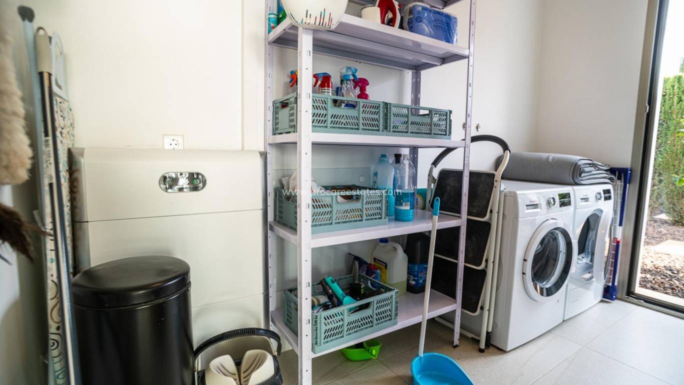 Resale - Villa - Orihuela - Las Colinas golf