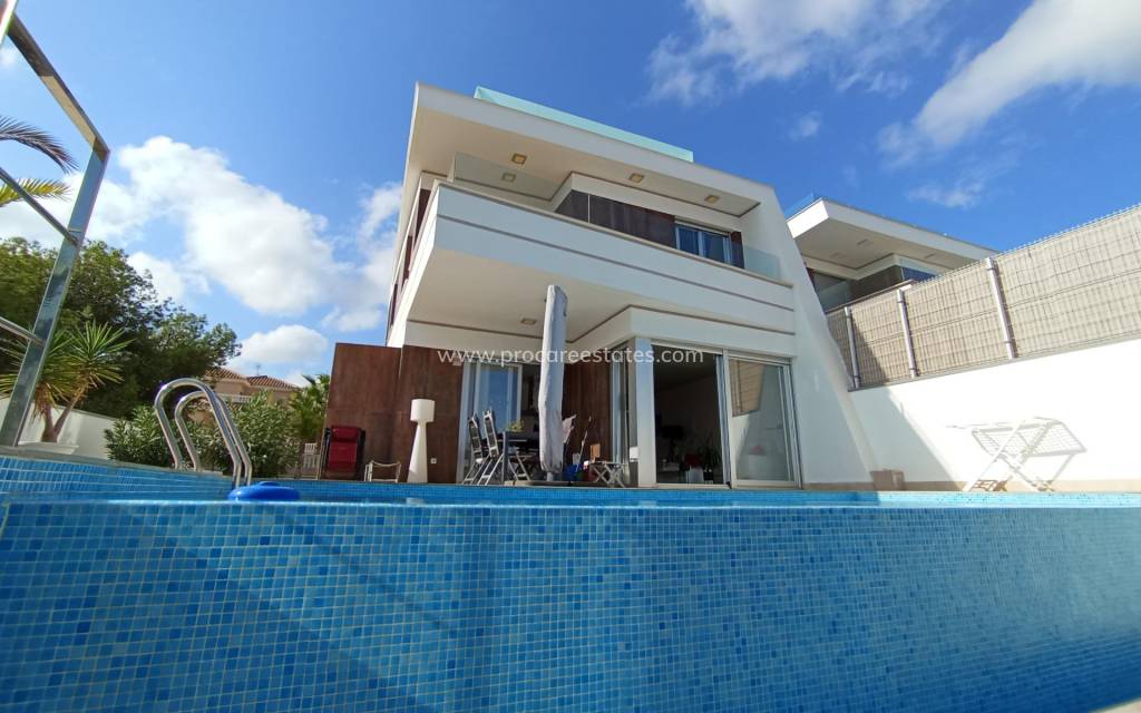 Resale - Villa - Orihuela - Orihuela Ciudad