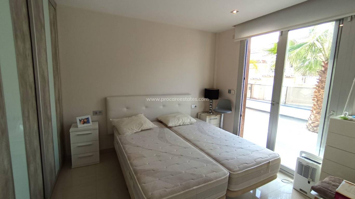 Resale - Villa - Orihuela - Orihuela Ciudad