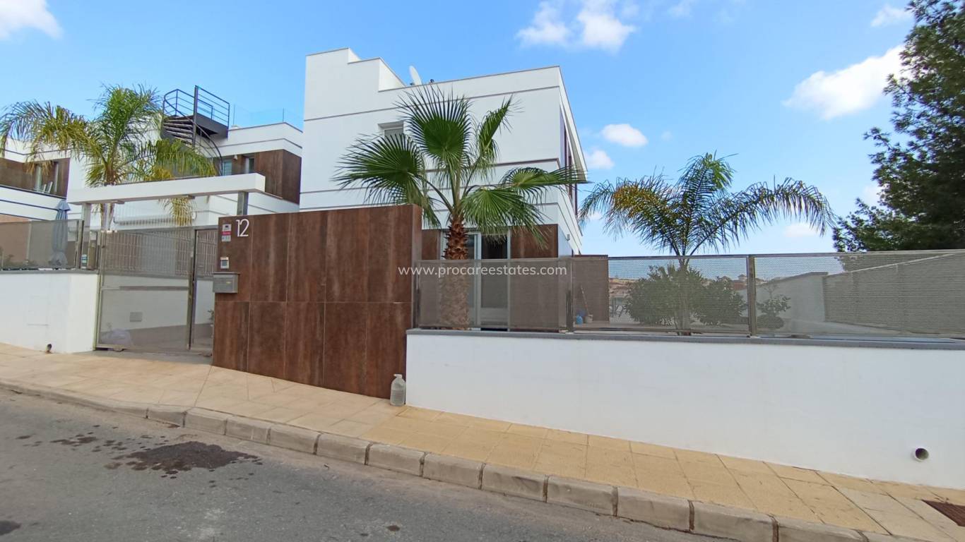Resale - Villa - Orihuela - Orihuela Ciudad