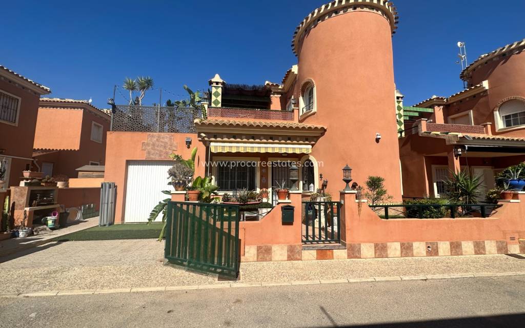 Resale - Villa - Orihuela - Playa Flamenca