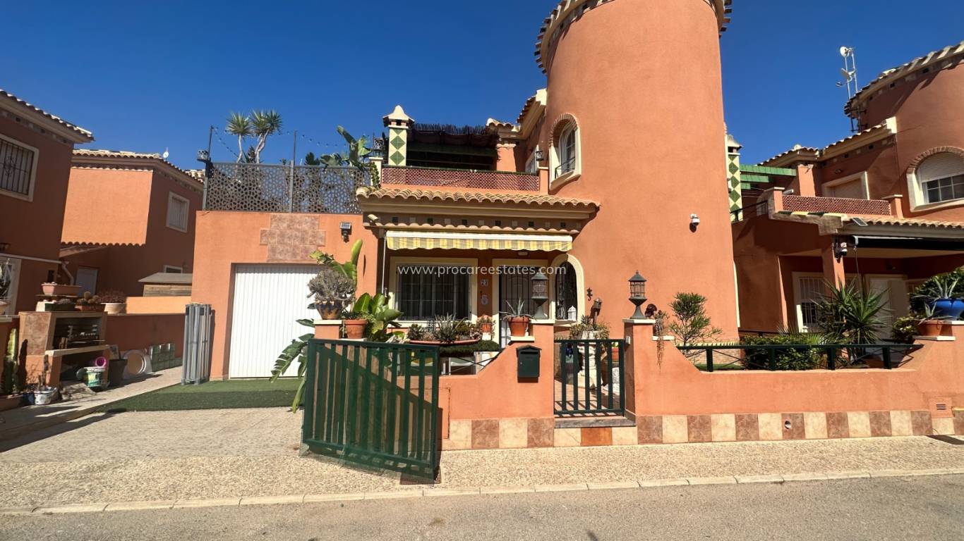 Resale - Villa - Orihuela - Playa Flamenca