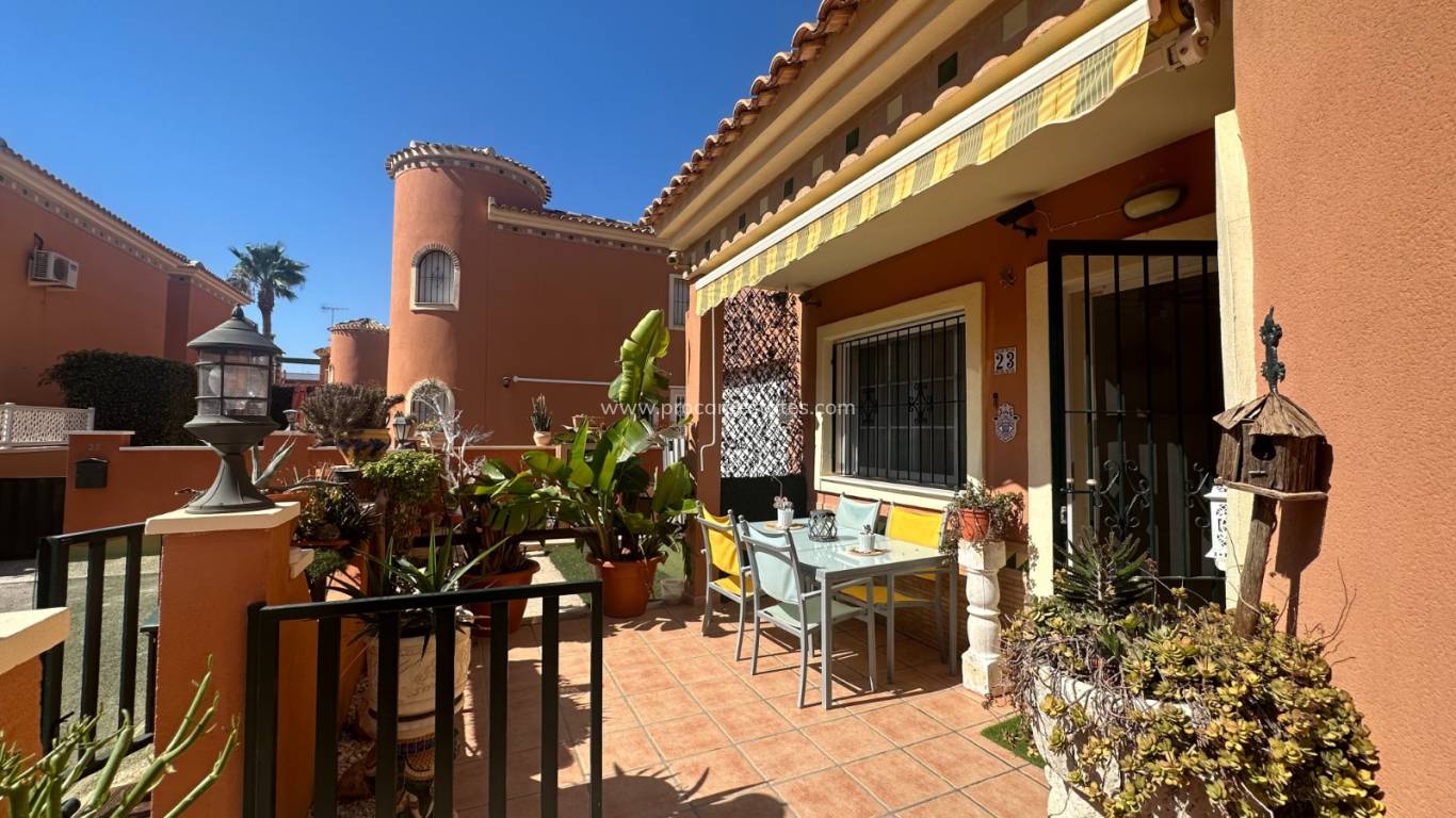 Resale - Villa - Orihuela - Playa Flamenca