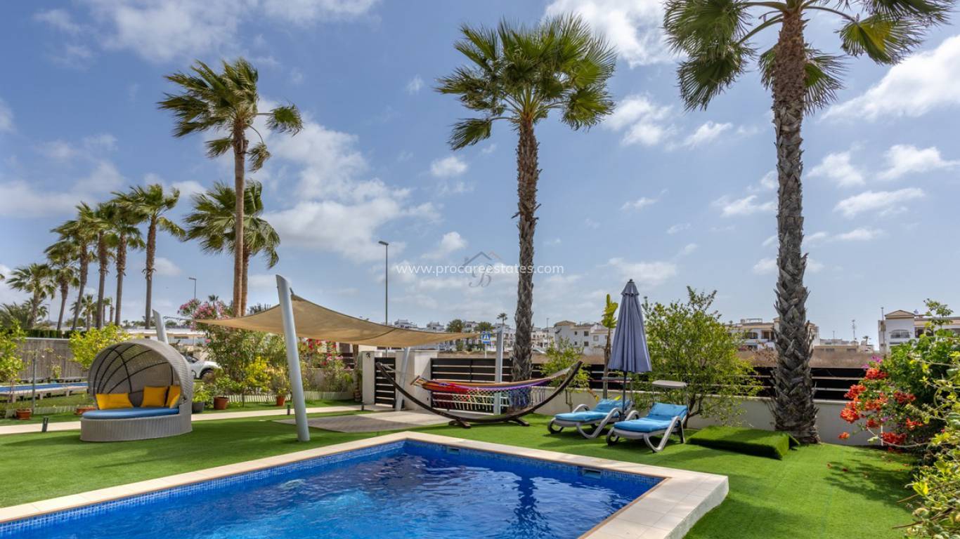 Resale - Villa - Orihuela - Vistabella Golf