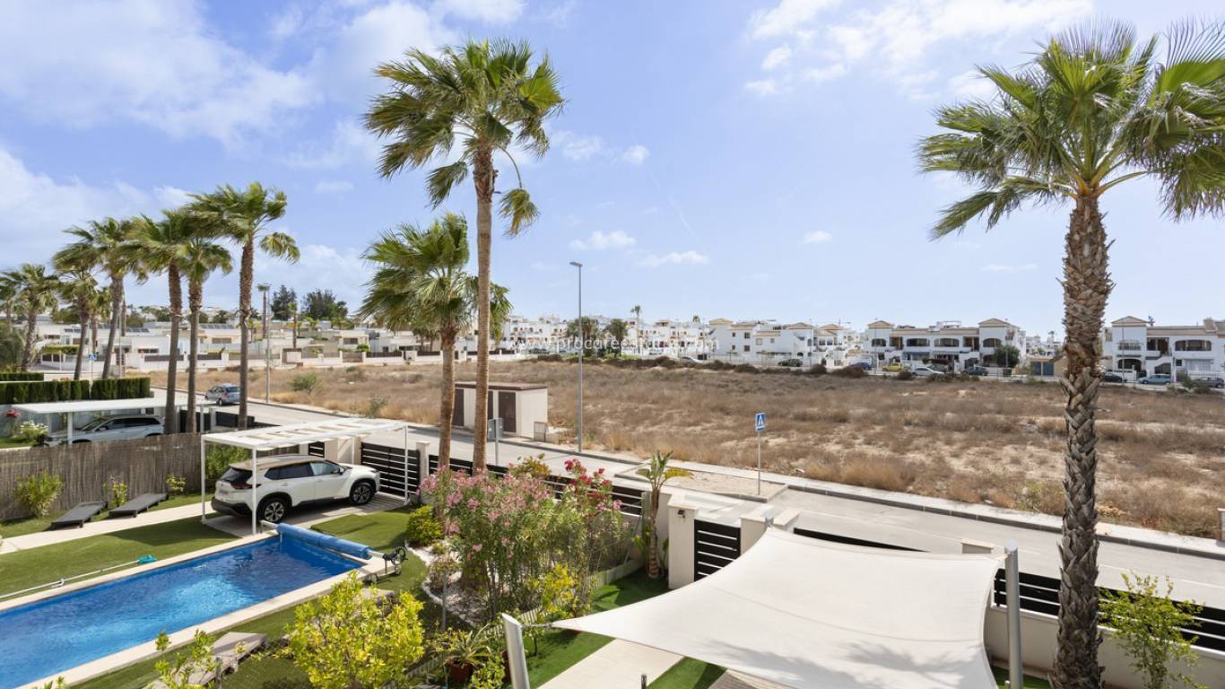 Resale - Villa - Orihuela - Vistabella Golf