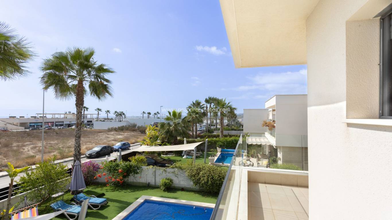 Resale - Villa - Orihuela - Vistabella Golf