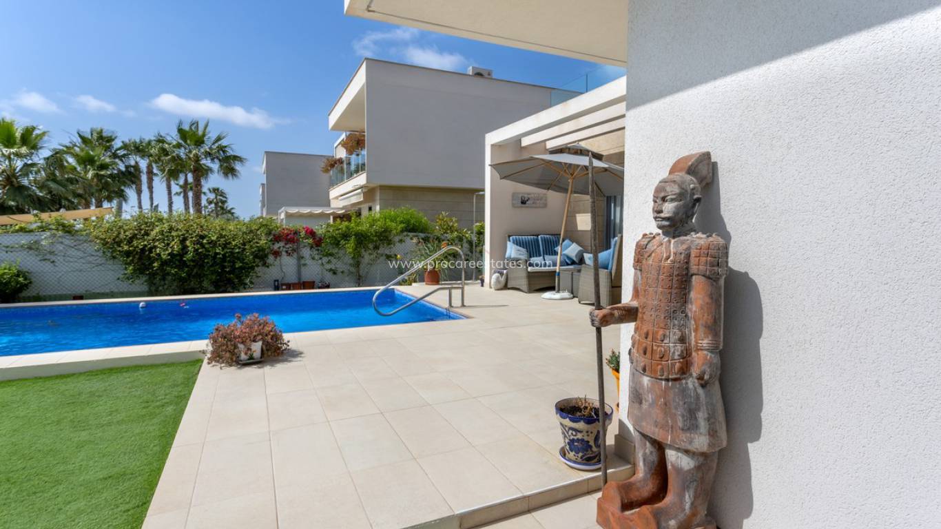 Resale - Villa - Orihuela - Vistabella Golf