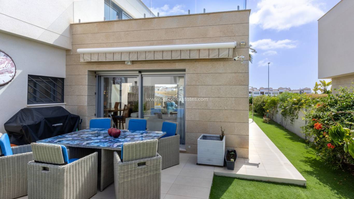 Resale - Villa - Orihuela - Vistabella Golf