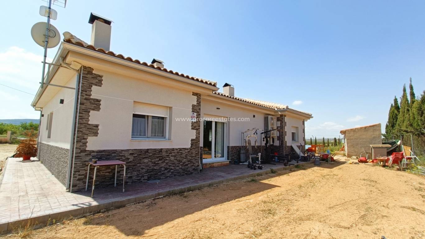 Resale - Villa - Pinoso