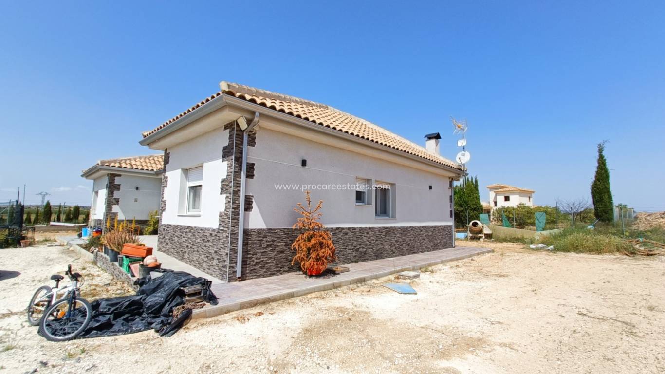Resale - Villa - Pinoso
