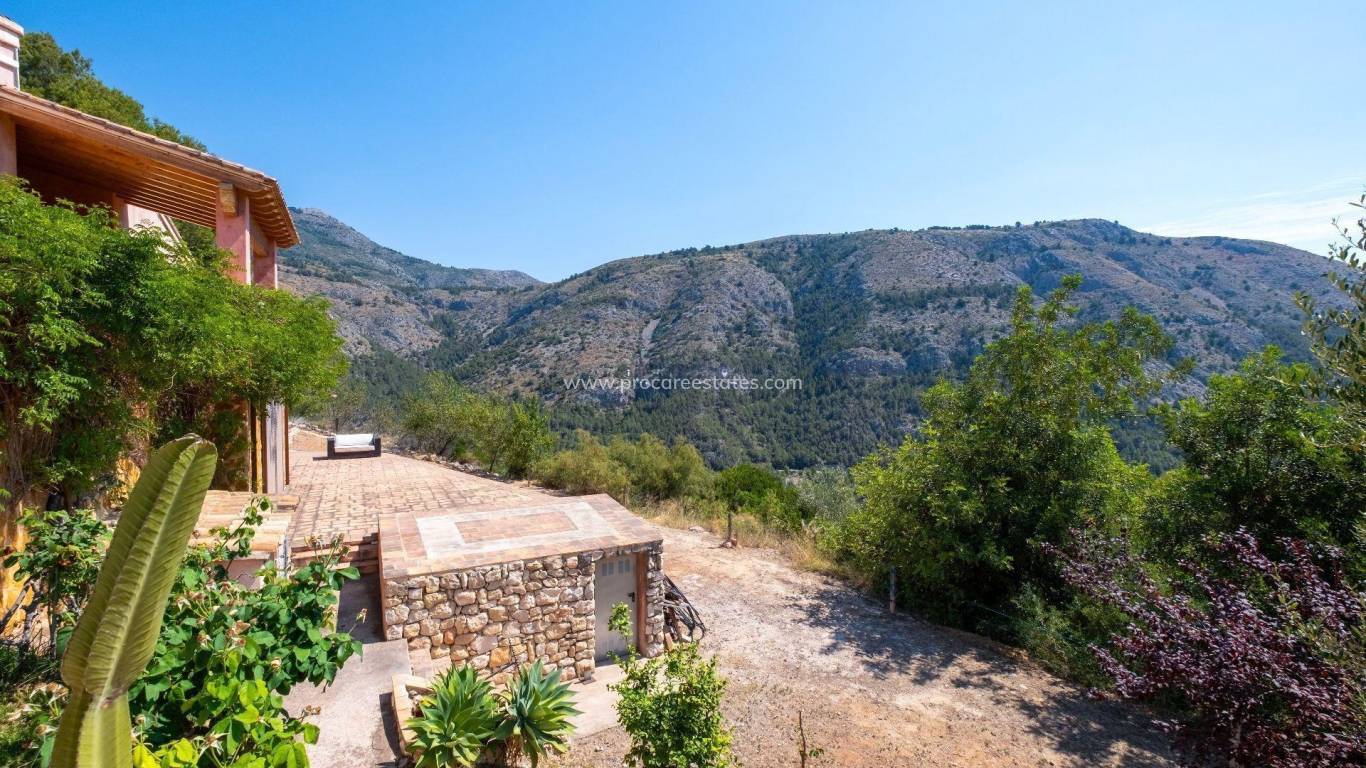 Resale - Villa - Polop - Xirles