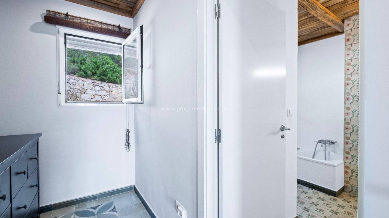 Resale - Villa - Polop - Xirles