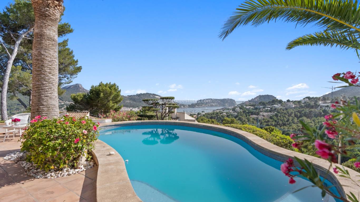 Resale - Villa - Port d'Andratx - Andratx